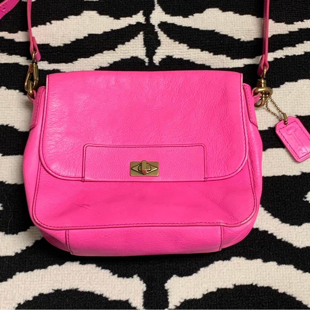 Fossil Crossbody Bag Neon Pink Leather Turn Lock
